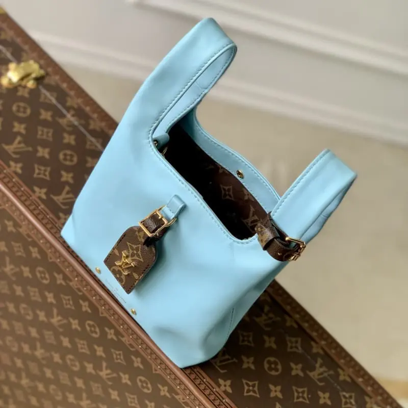 M11387 Blue 17x17x7cm High Quality Bags - Image 9