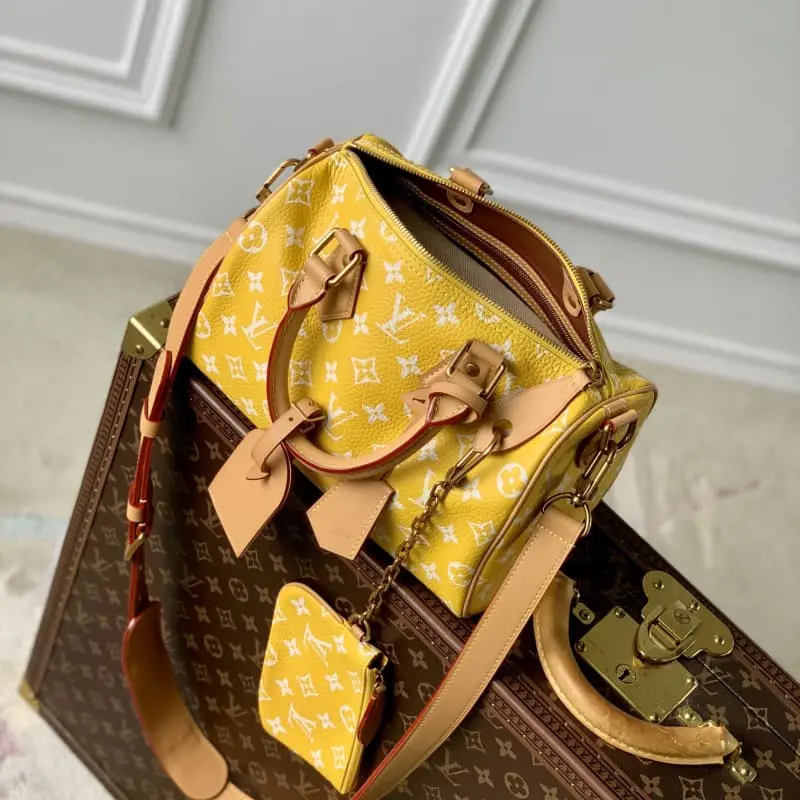 M24426 Yellow 25x15x15cm High Quality Bags - Image 9