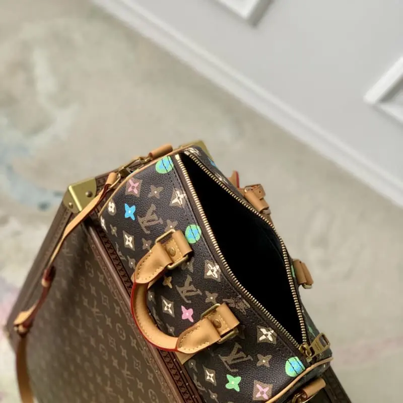 M24849 25x15x11cm High Quality Bags - Image 9