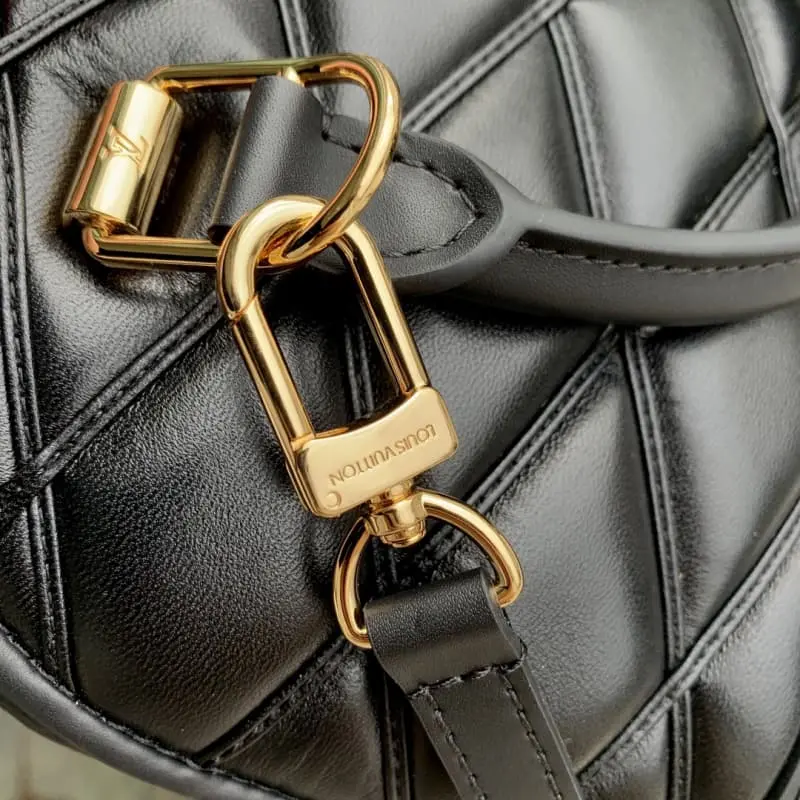 M23666 S4 23.5x17.5x11.5cm High Quality Bags - Image 9