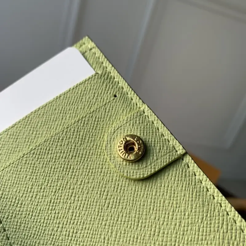 M82382 Green 9x11.5x1.5cm High Quality Bags - Image 8