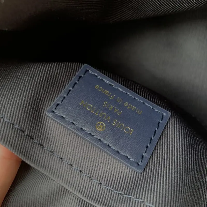 M23069 20.5x13.5x12cm High Quality Bags - Image 9