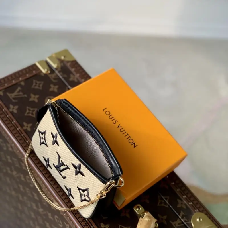 M82472 Black 15.5x10.5x4cm High Quality Bags - Image 8