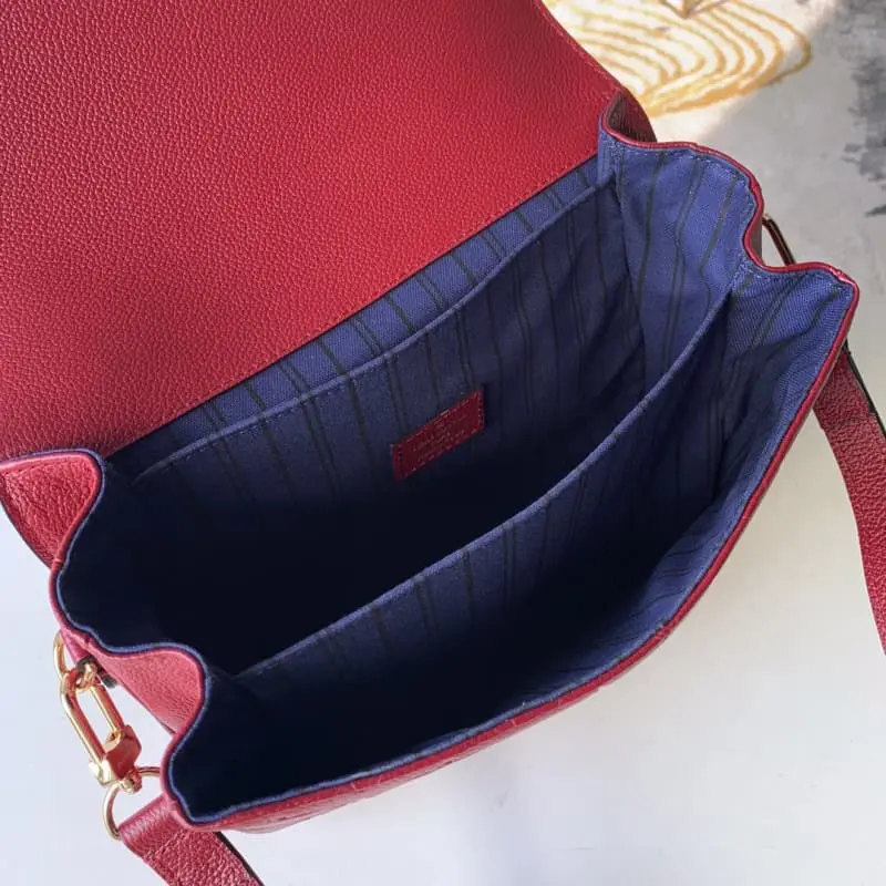 M44793 25x19x9cm High Quality Bags - Image 9