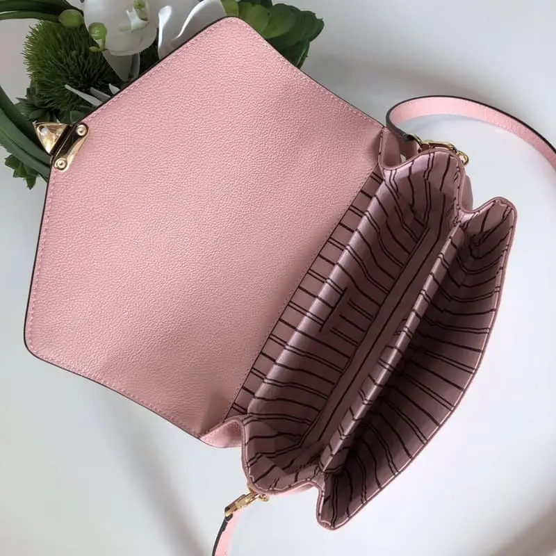 M41487 S1 25x19x9cm High Quality Bags - Image 8