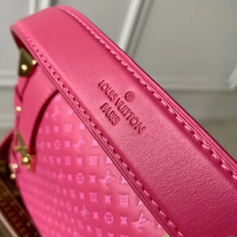 M46358 Rose Red 21x14x6cm High Quality Bags - Image 9