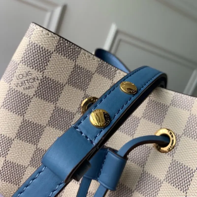 N40153 26x22x27cm High Quality Bags - Image 9