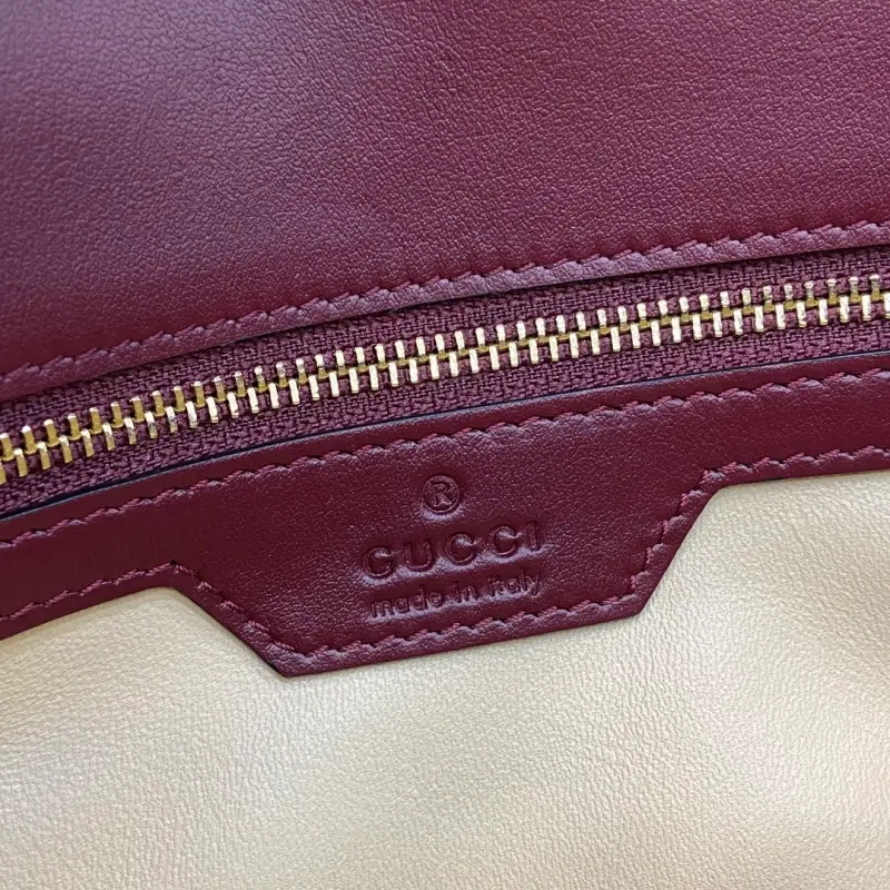 443497 CM 10 High-Quality Bags - Image 9