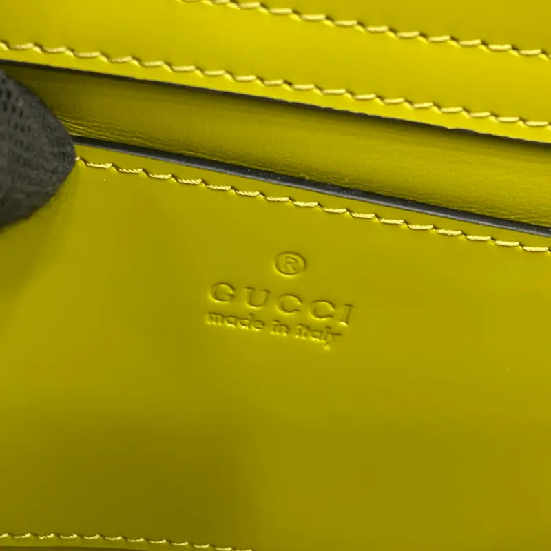 805832 High-Quality Bags - Image 10