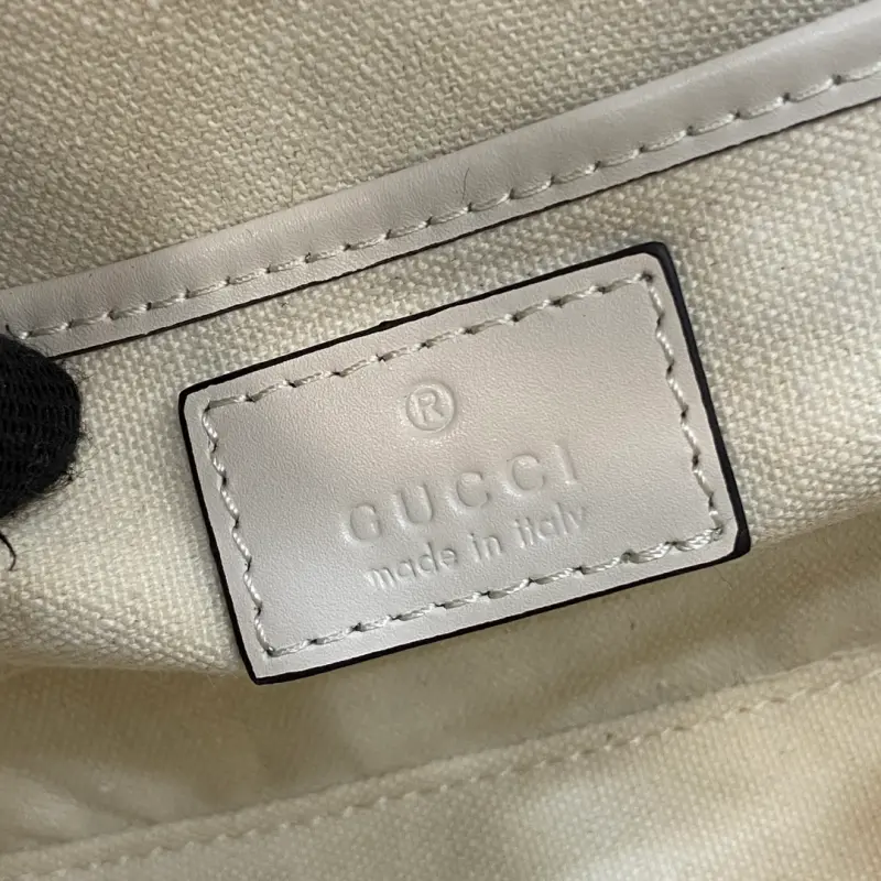 815205 CM 3 High-Quality Bags - Image 9