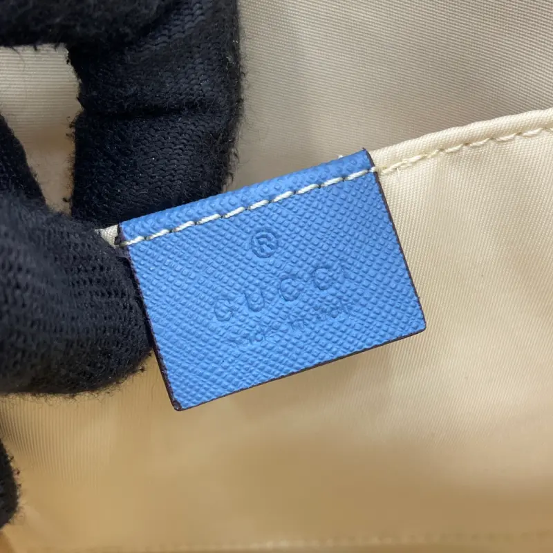 410812 CM 1 High-Quality Bags - Image 9