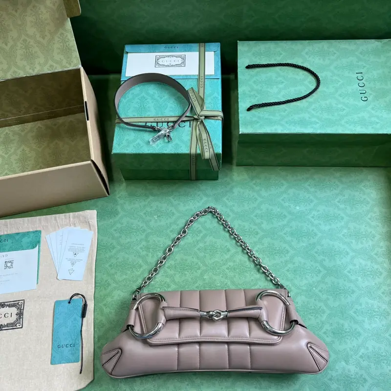 764255 CM 8 High-Quality Bags - Image 9