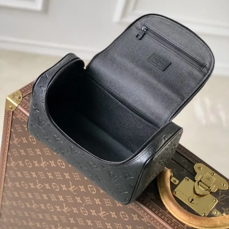 M11510 26x14x12cm High Quality Bags - Image 9