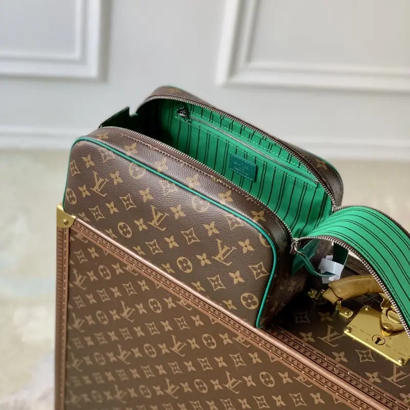 M1264 Green 28x15x16.5cm High Quality Bags - Image 9