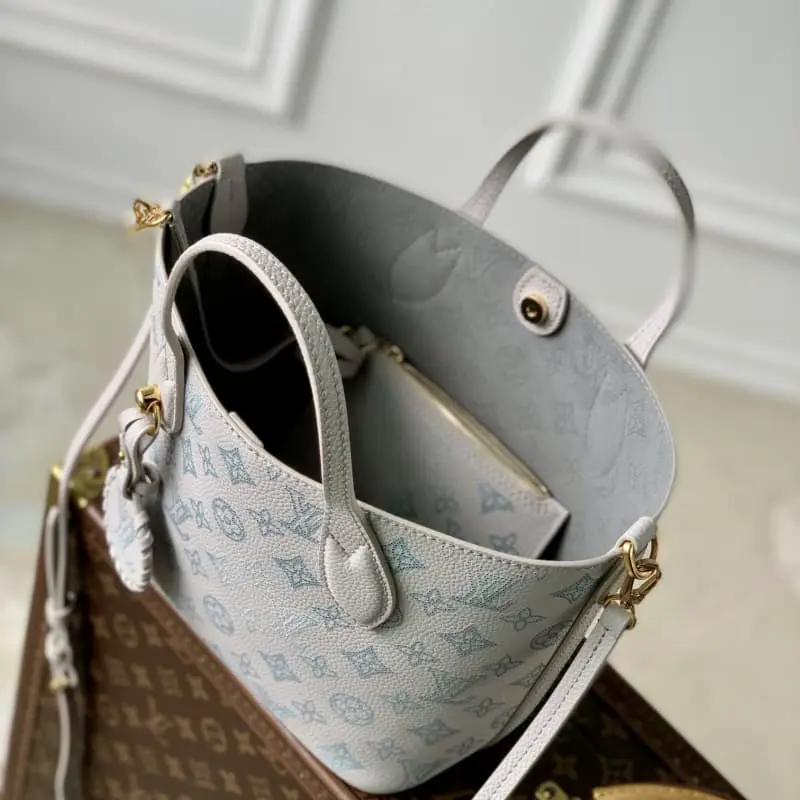 M12088 20x12.5x20cm High Quality Bags - Image 9