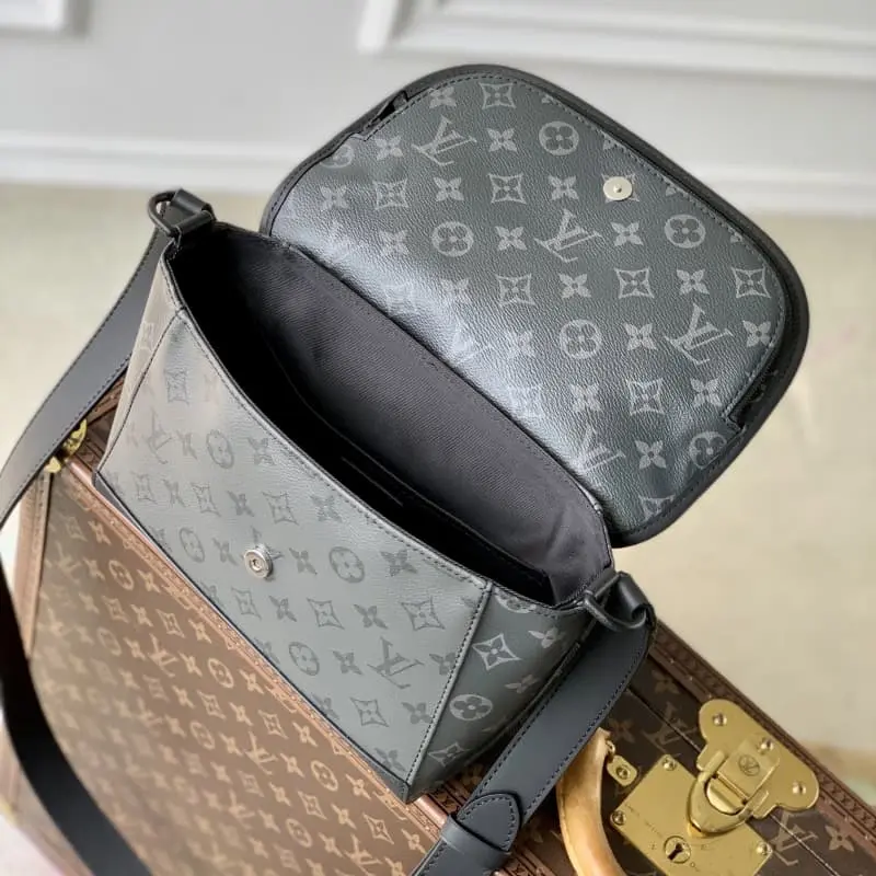 M12681 17x11x26.6cm High Quality Bags - Image 9