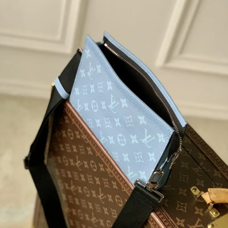 M14114 22x14.5x4.5cm High Quality Bags - Image 9