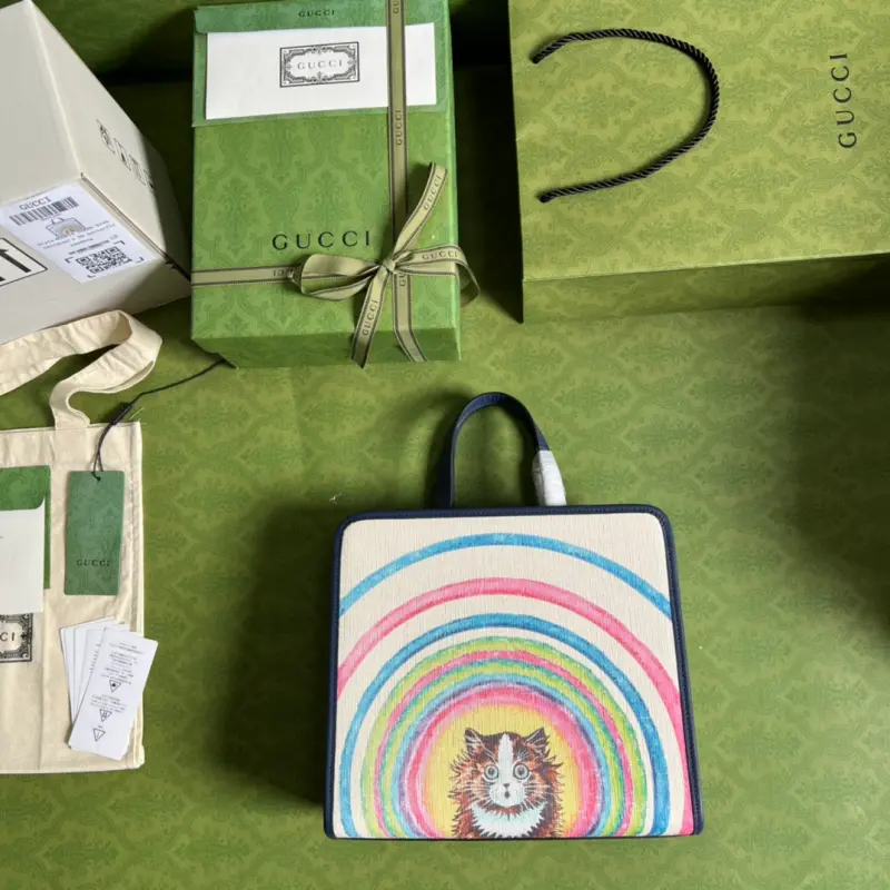 605614 CM 7 High-Quality Bags - Image 9