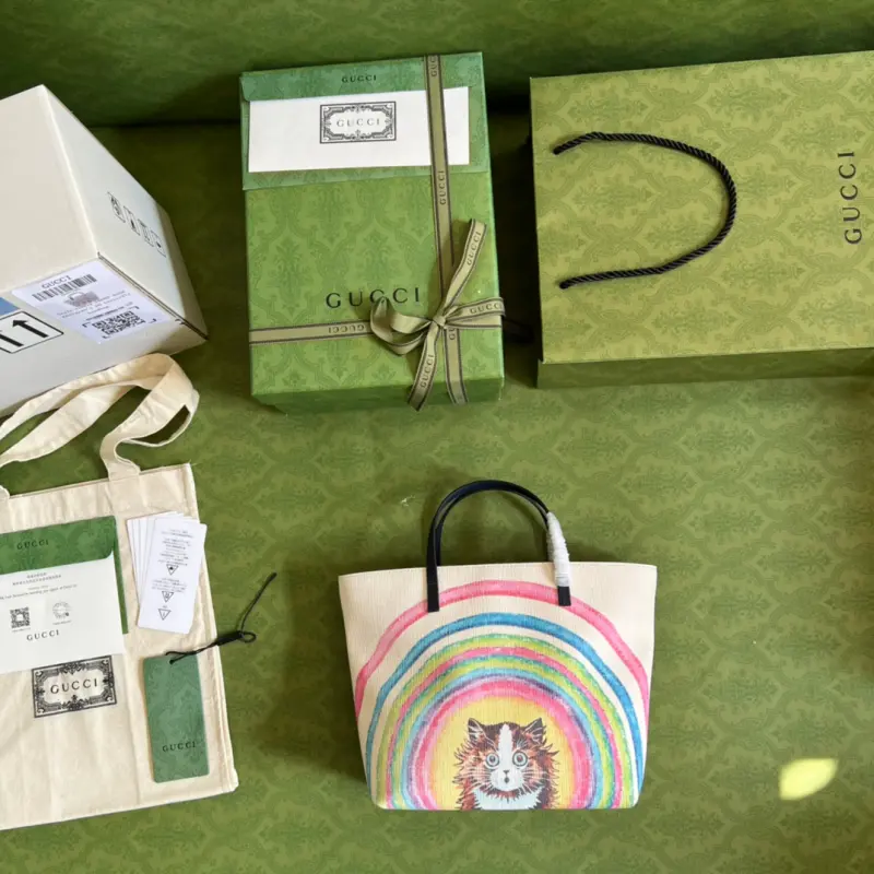 410812 CM 7 High-Quality Bags - Image 9