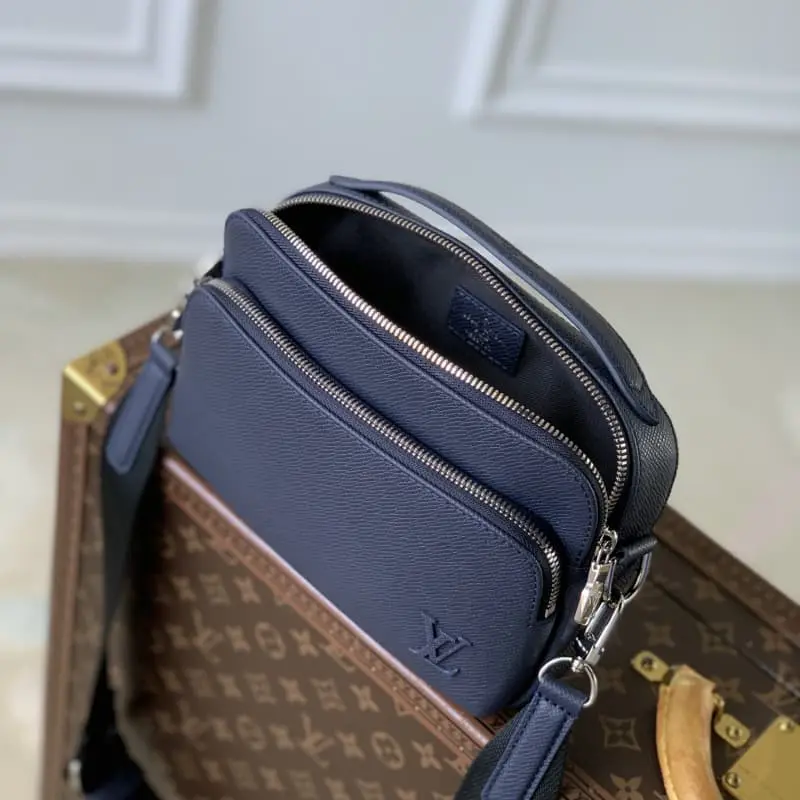 M11657 Dark blue 22.5x15.5x7.5cm High Quality Bags - Image 9