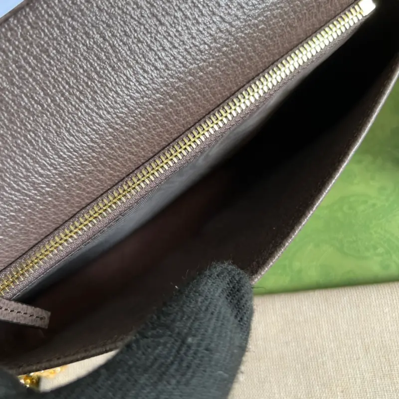 621892 CM 4 High-Quality Bags - Image 9