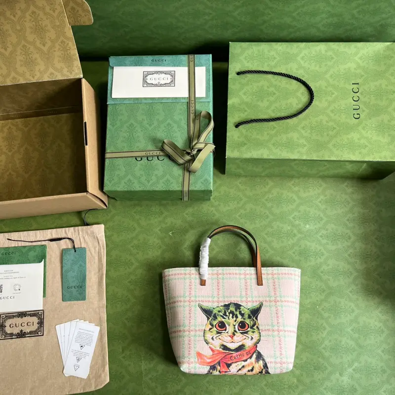 410812 CM 11 High-Quality Bags - Image 9