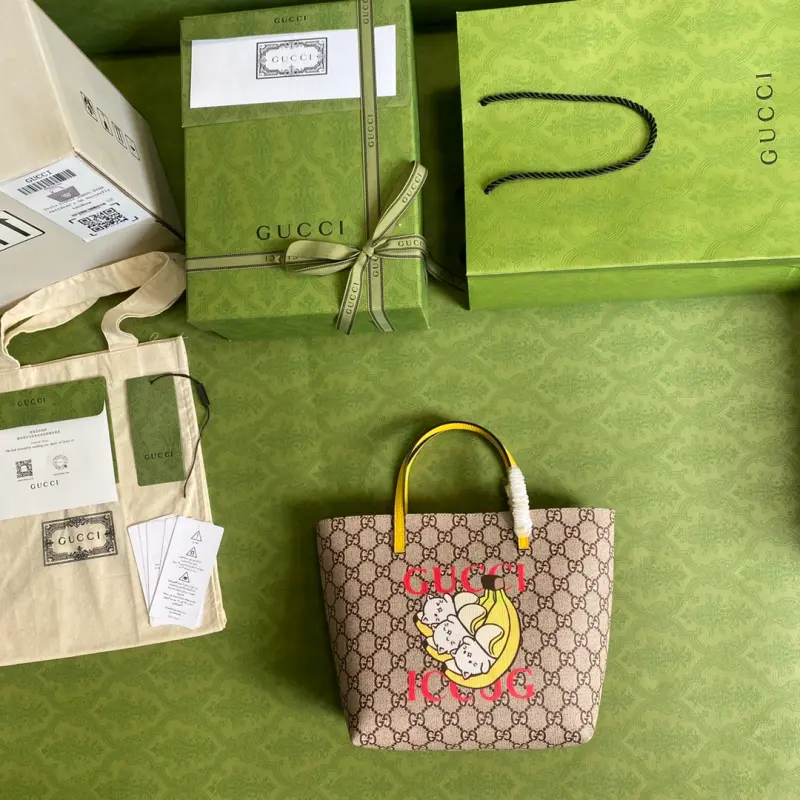 410812 CM 13 High-Quality Bags - Image 9