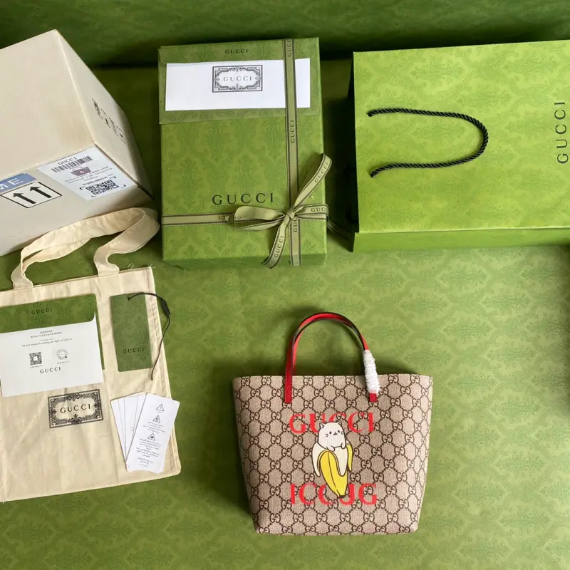 410812 CM 15 High-Quality Bags - Image 9