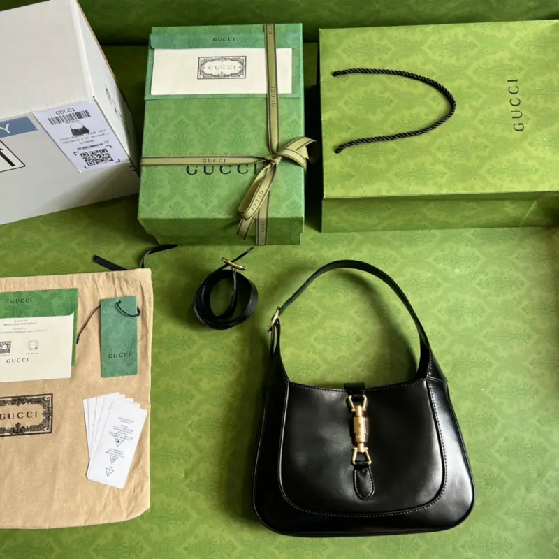 636709 CM 2 High-Quality Bags - Image 9