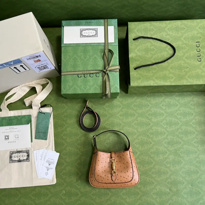 637091 CM 2 High-Quality Bags - Image 9