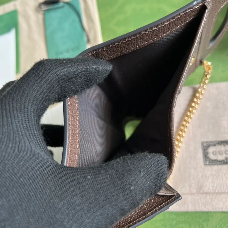 701066 CM 2 High-Quality Bags - Image 9