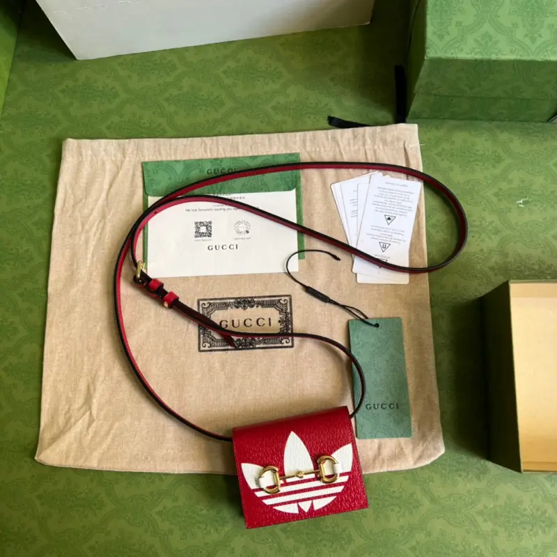 702248 CM 3 High-Quality Bags - Image 9