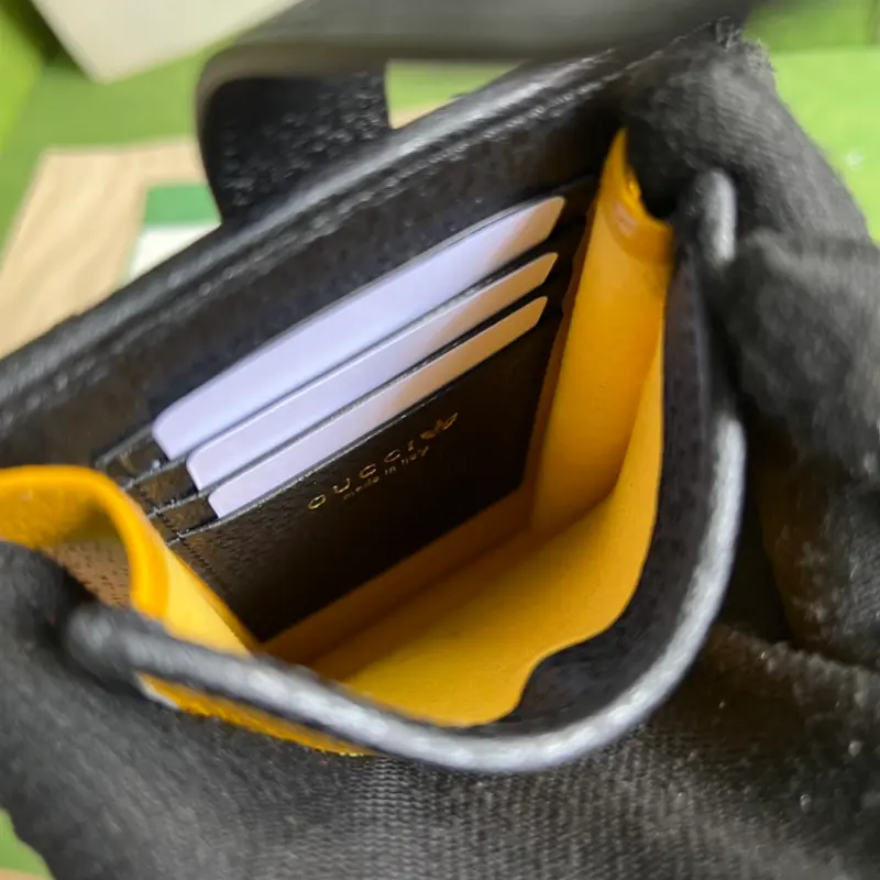 702203 CM 2 High-Quality Bags - Image 9