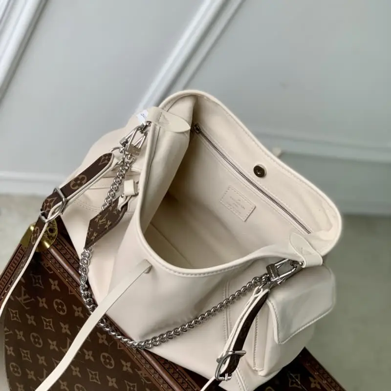 M12919 23x15x33.5cm High Quality Bags - Image 9