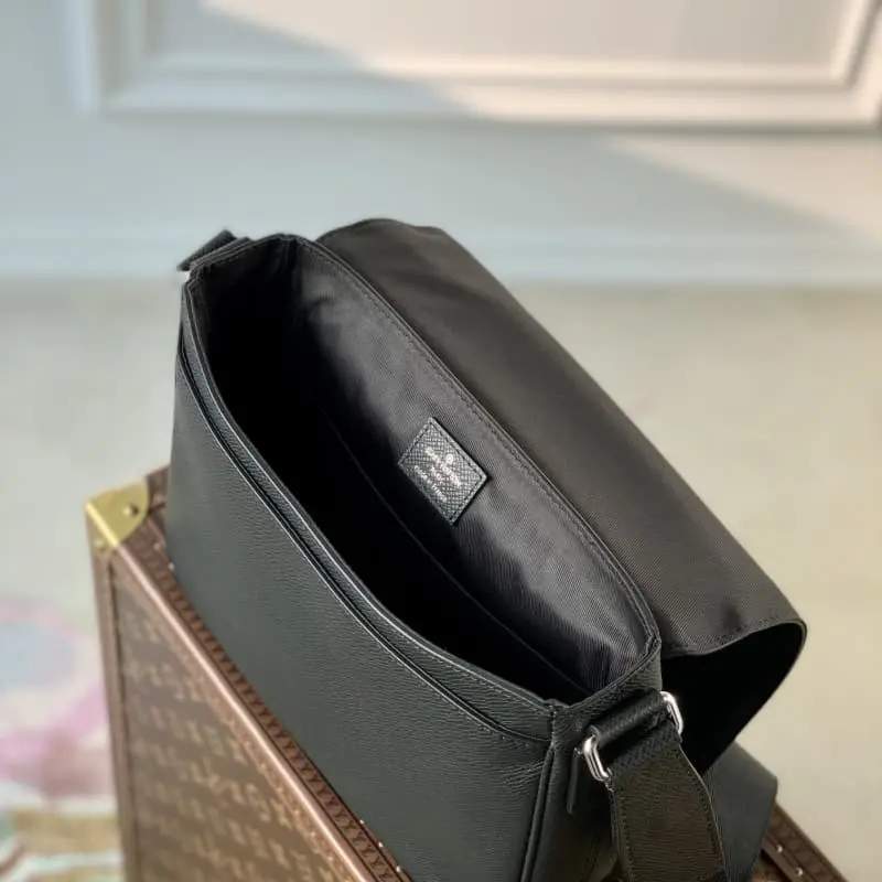 M30850 26x20x7cm High Quality Bags - Image 9