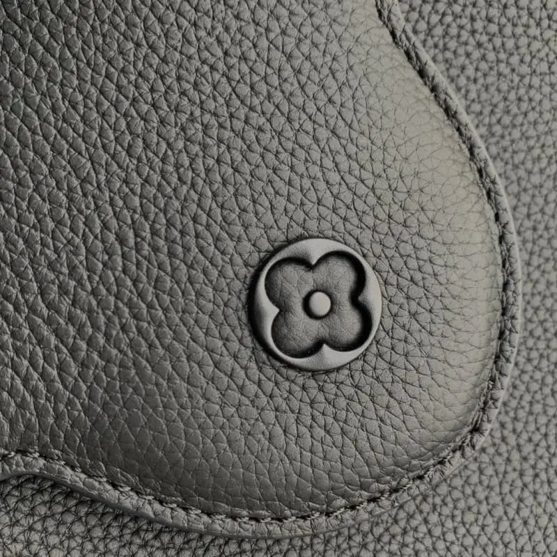 M23955 BlackMedium 33x19x9cm High Quality Bags - Image 9