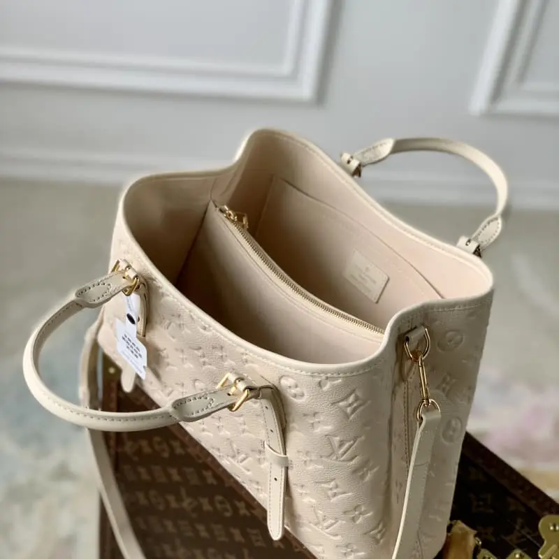 M11463 S1 31x21.5x13cm High Quality Bags - Image 9