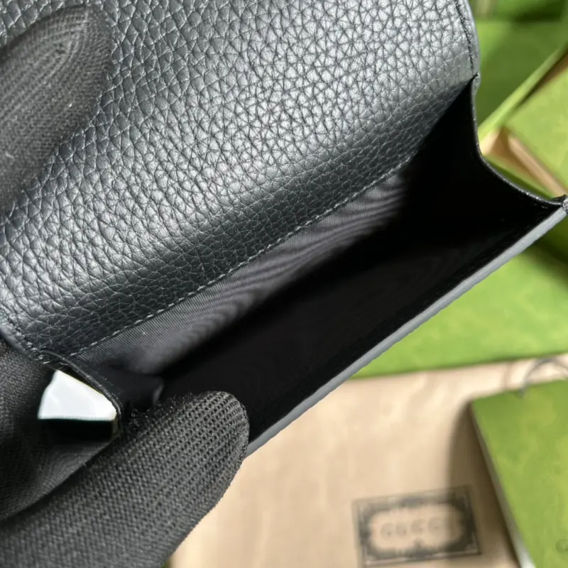 615525 CM 2 High-Quality Bags - Image 9