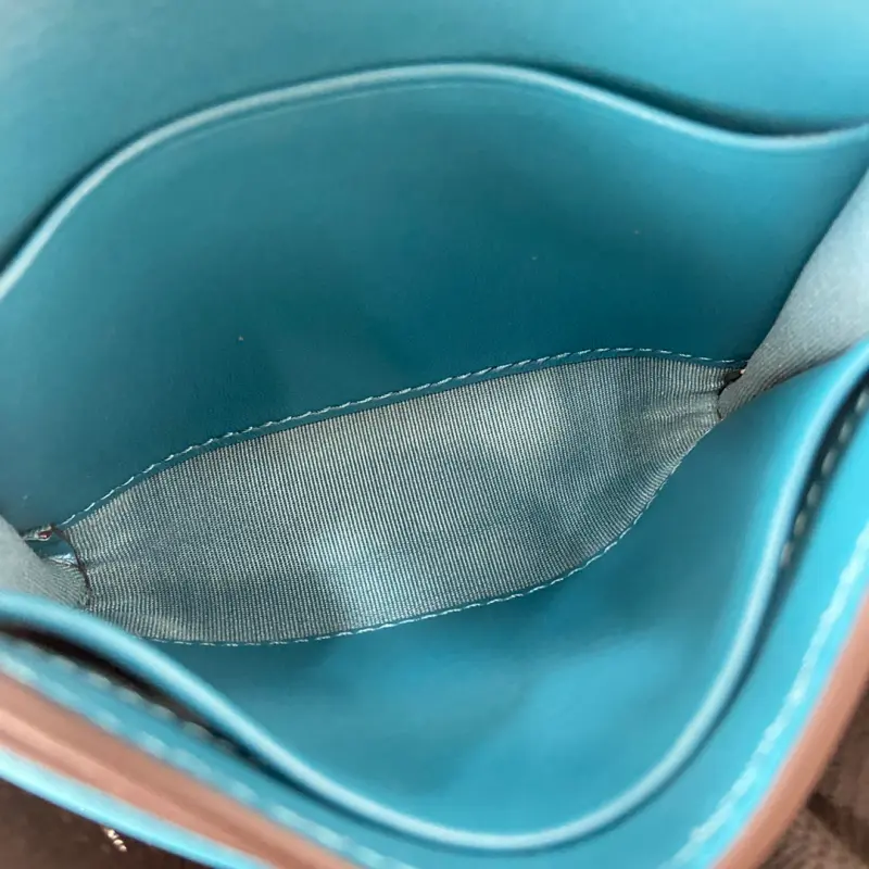 818795 CM 5 High-Quality Bags - Image 9