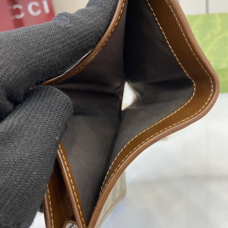 621887 CM 3 High-Quality Bags - Image 9