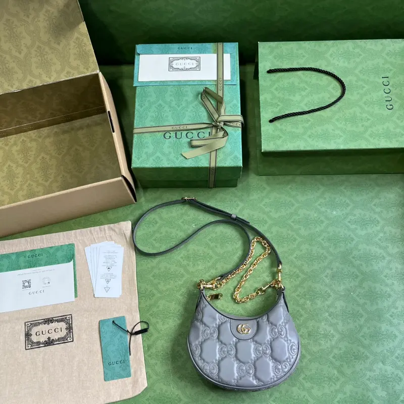 739736 CM 1 High-Quality Bags - Image 9