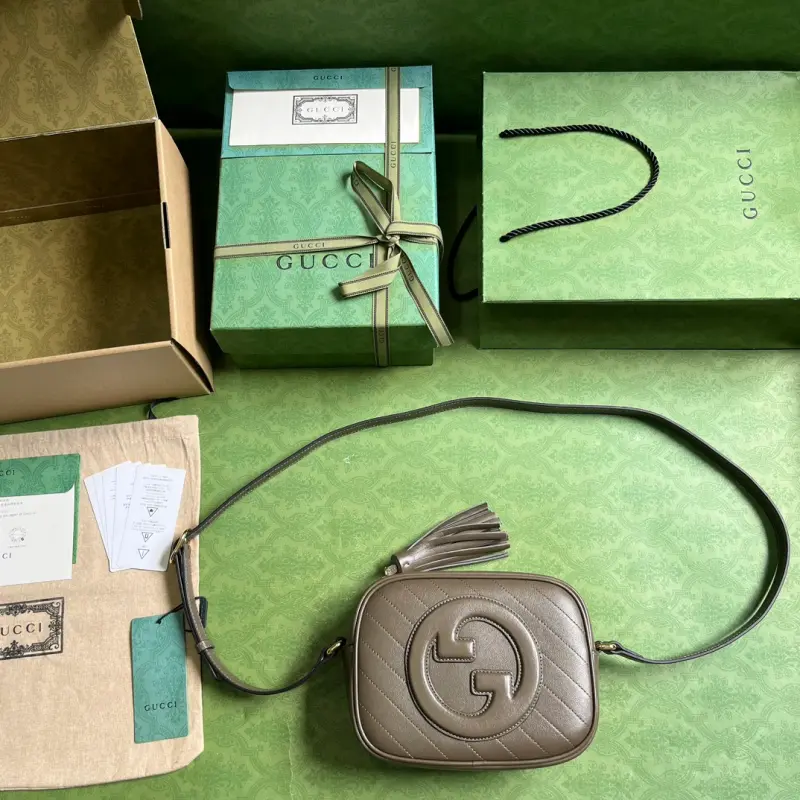 742360 CM 3 High-Quality Bags - Image 9