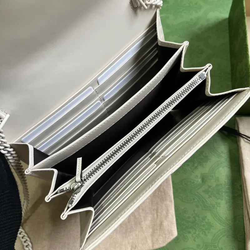 474575 CM 3 High-Quality Bags - Image 9