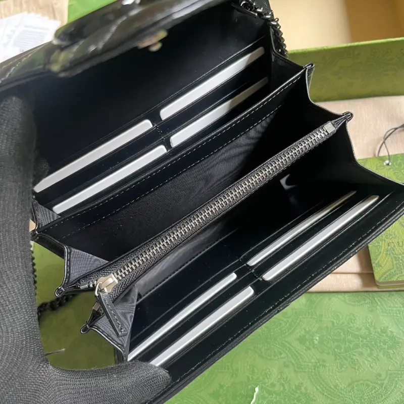 474575 CM 4 High-Quality Bags - Image 9