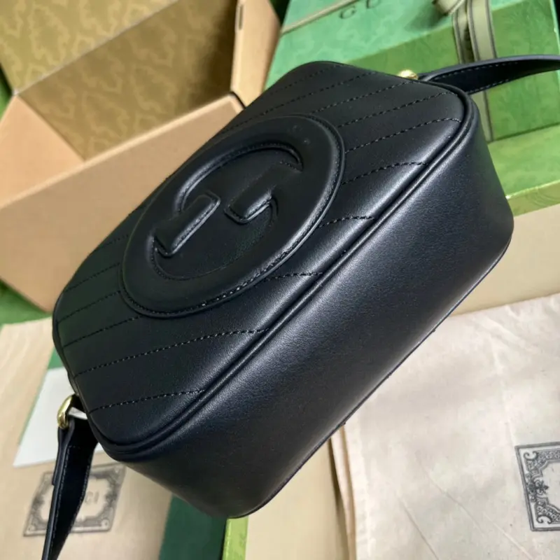 742360 CM 6 High-Quality Bags - Image 9