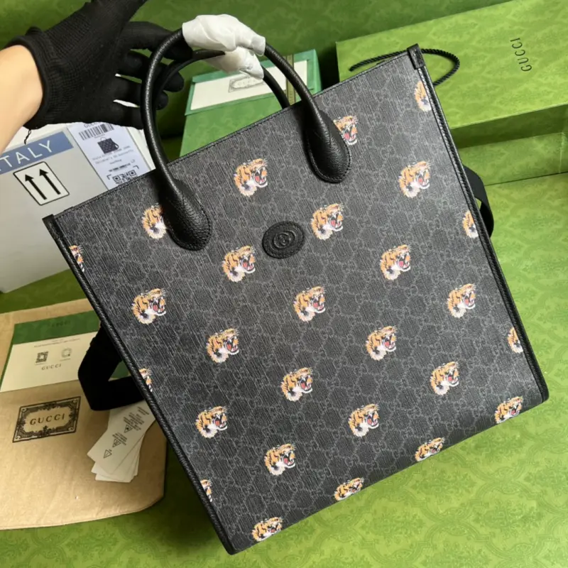 674155 CM 2 High-Quality Bags - Image 9