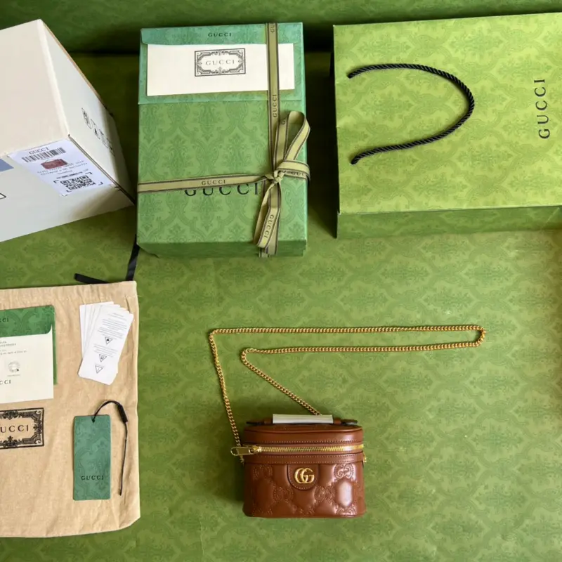 723770 CM 3 High-Quality Bags - Image 9