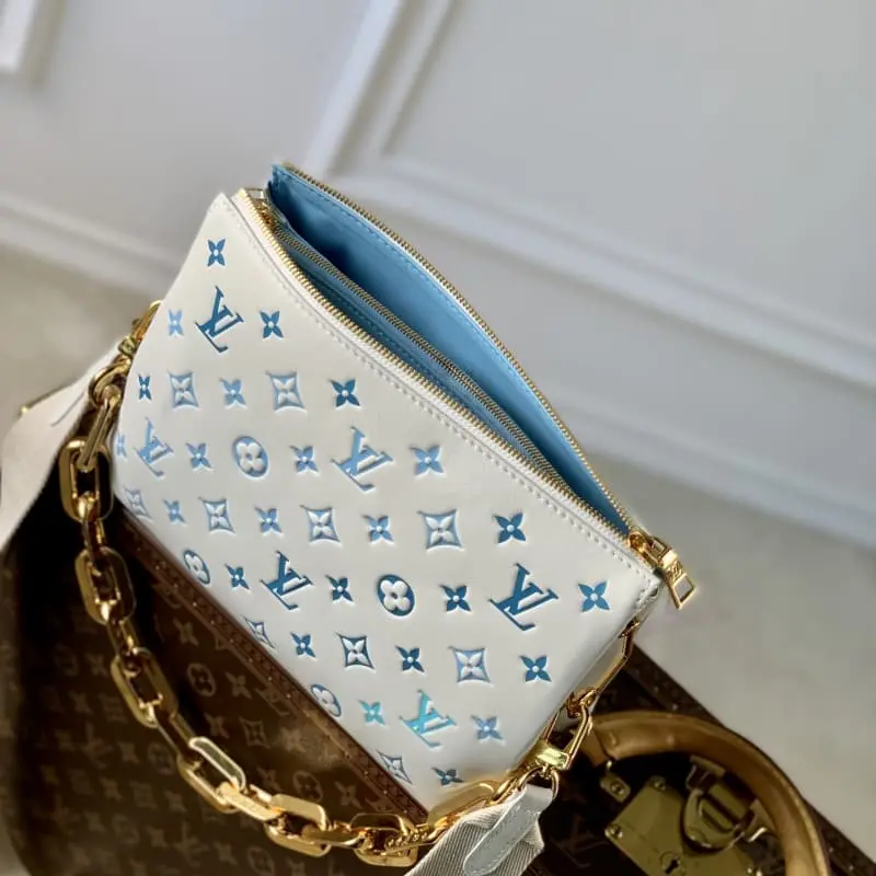 M11225 26x20x12cm High Quality Bags - Image 9