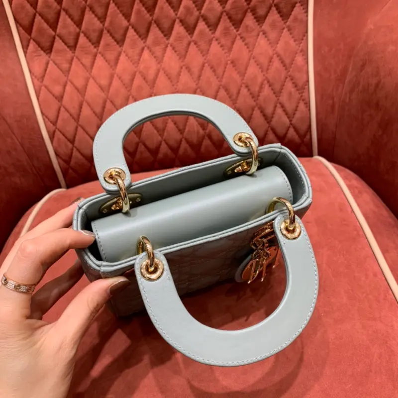 ML77 High Quality Bags - Image 9