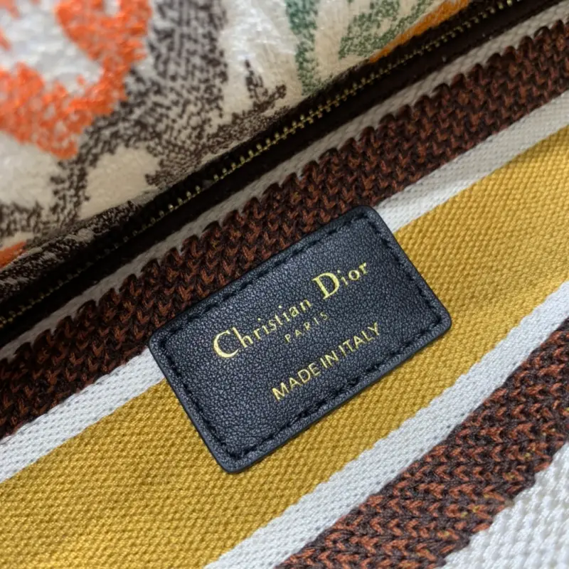 ML39 High Quality Bags - Image 9